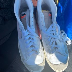 High top nike blazers